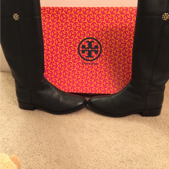 Extremely gently used Tory Burch Jolie Riding Boots. Black and brown - Picture 7 of 7